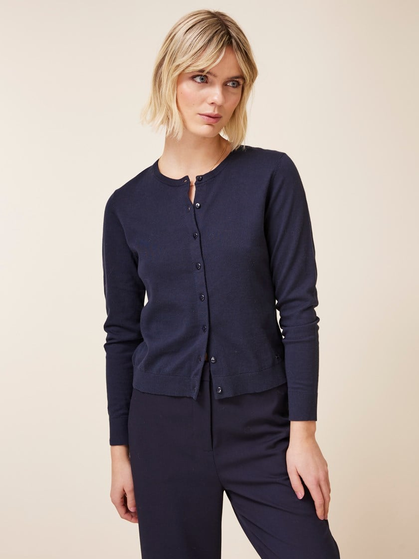 7508092 EM6 7508092_EM6-JEANPAUL-A24-Front_4926_Agnes cardigan EM6_Agnes cardigan EM6 7508092.jpg_Front||Front