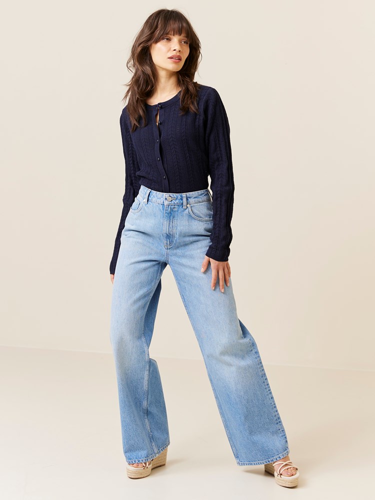 Camille cardigan 7508113_EM6_Jean Paul_Camille Cardigan_H24 (4)_Camille cardigan EM6 7508113.jpg_