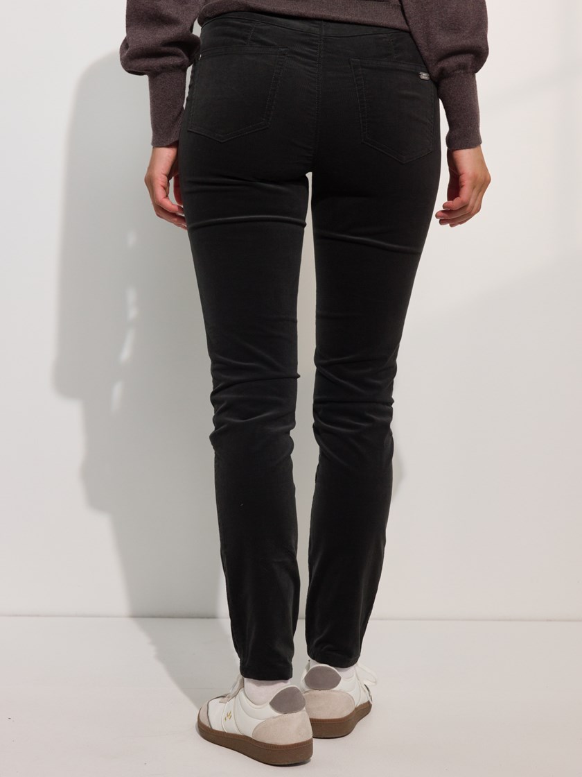 7508165 I7M 7508165_I4I-MARIEPHILIPPE-A24-Modell-Back_chn=match_233_Paris zip cordbukse I7M.jpg_