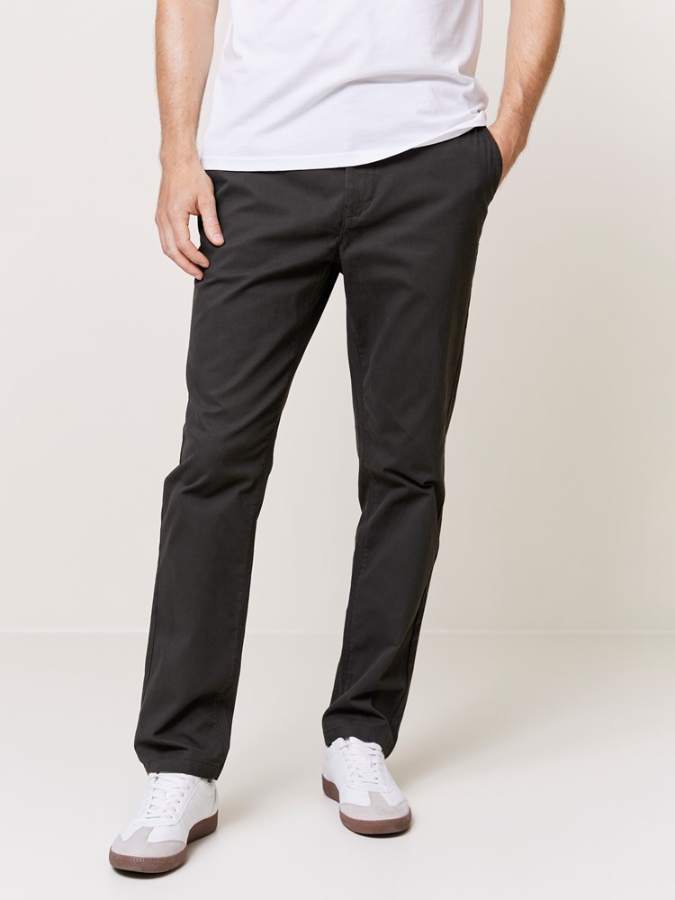 Christer struktur chinos 7508212_I7R-REDFORD-A24-Modell-Front_chn=match_5697_Christer struktur chinos I7R 7508212.jpg_Front||Front