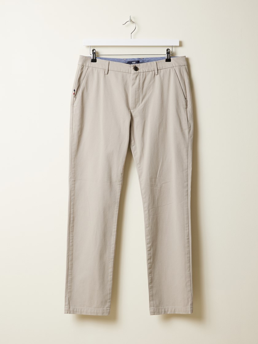 7508287 I4Y 7508287_I4Y-JEANPAUL-A24-Front_172_Liam twill chino I4Y_Liam twill chino I4Y 7508287.jpg_Front||Front