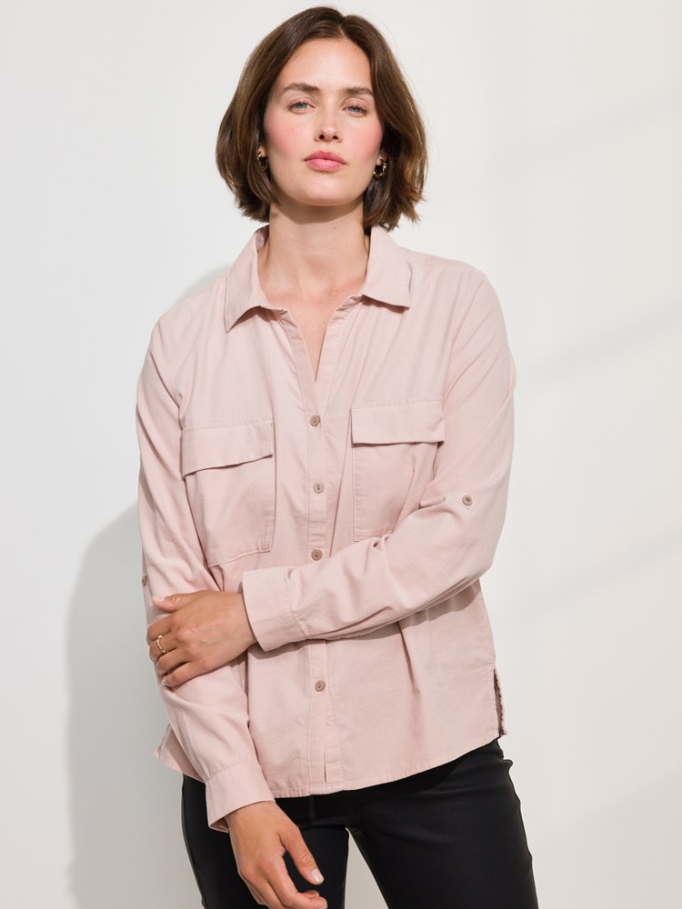 Meghan cordskjorte 7508295_MMB-MARIEPHILIPPE-A24-Modell-Front_chn=match_8438_Meghan cordskjorte MMB_Meghan cordskjorte MMB 7508295.jpg_Front||Front