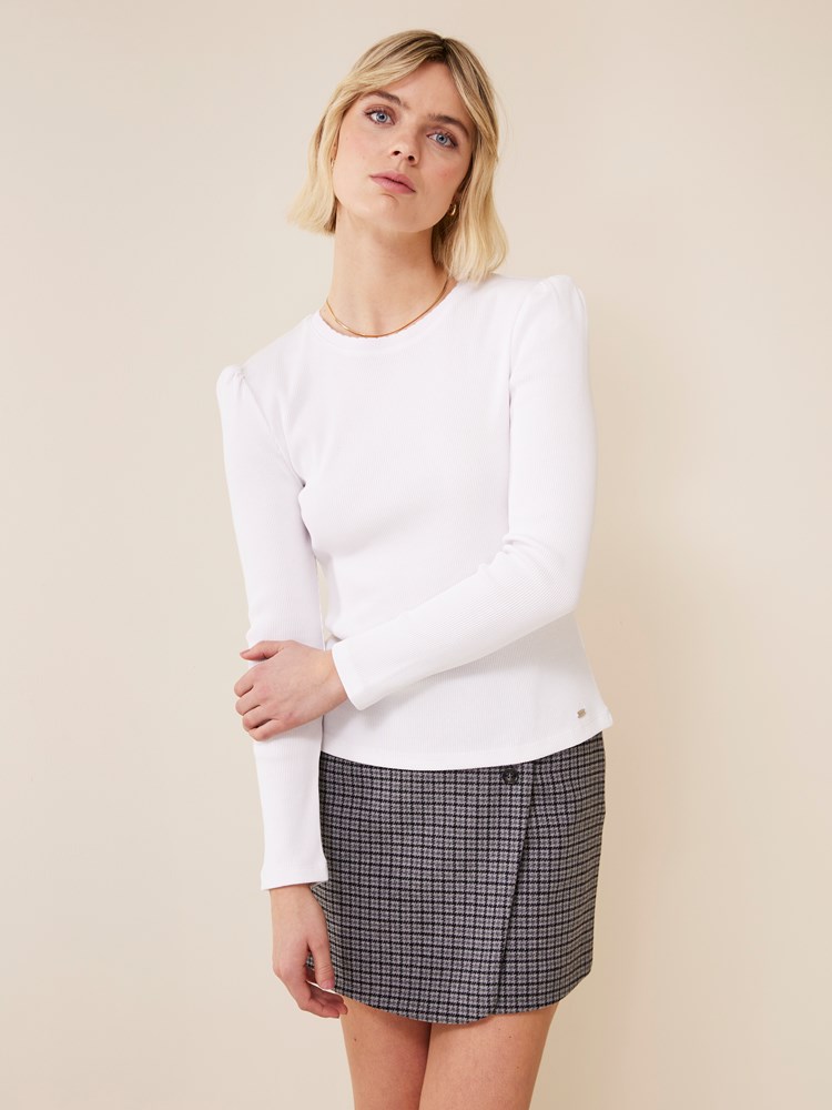 Julia genser 7508304_O68-JEANPAUL-A24-Front_3498_Julia genser_Julia genser O68_Julia genser O68 7508304.jpg_Front||Front