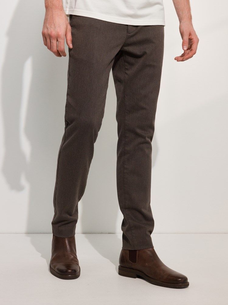 Lorenzo melert chino 7508339_AIQ-MARIOCONTI-A24-Modell-Front_chn=match_9575_Lorenzo melert chino AIQ_Lorenzo melert chino AIQ 7508339.jpg_Front||Front