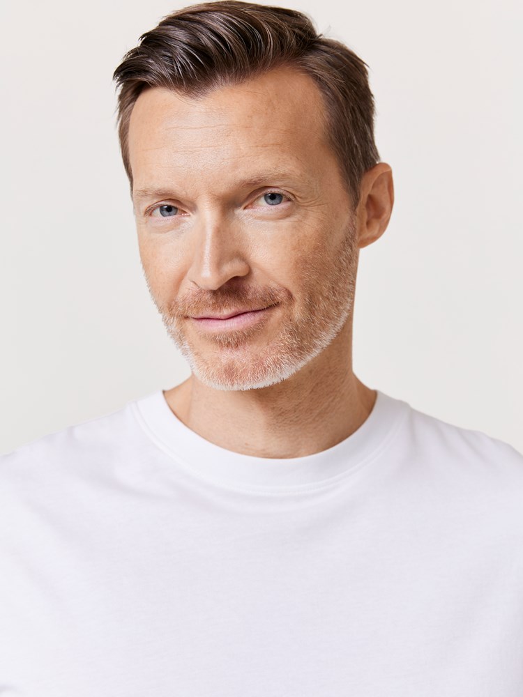 Joe 2pk t-skjorte 7508417_OAA-REDFORD-NOS-Modell-Front_chn=match_1667_Joe 2pk t-skjorte OAA 7508417.jpg_Front||Front