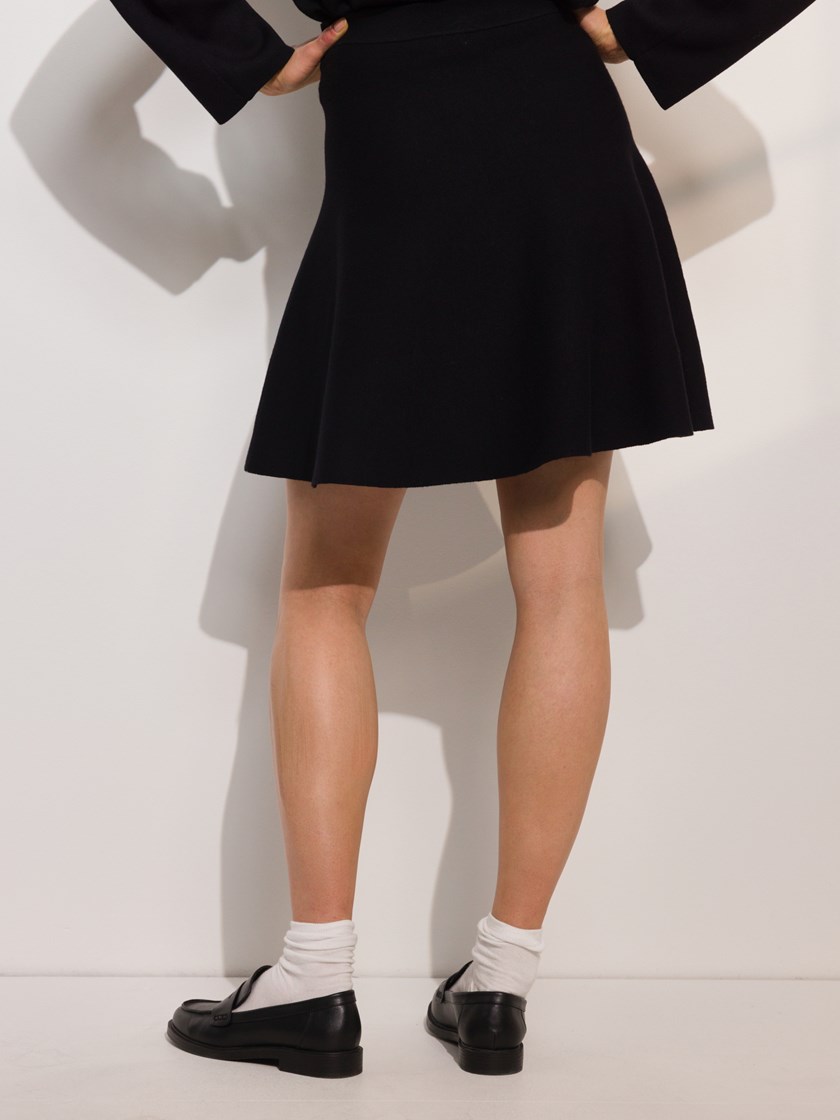7508420 CAB 7508420_CAB-DONNA-A24-Modell-Back_chn=match_9282.jpg_Back