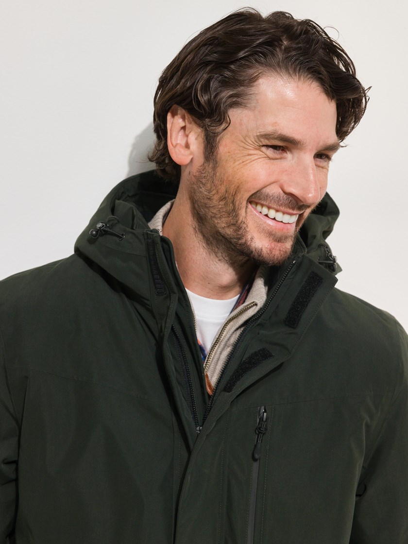 7508441 R83 7508441_R83-REDFORD-A24-Modell-Front_chn=match_Gilbert parkas R83.jpg_
