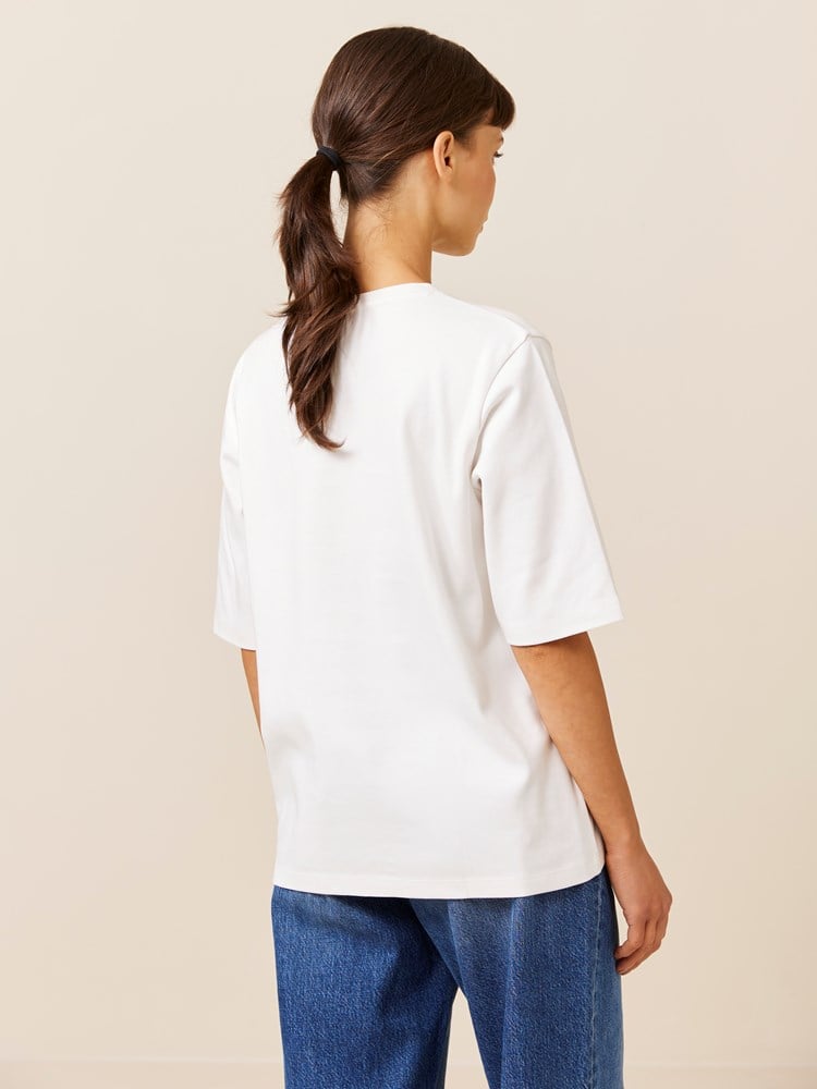 Annie t-skjorte 7508448_O79-JEANPAUL-A24-Front_5248_Annie t-skjorte O79_Annie t-skjorte O79 7512536.jpg_