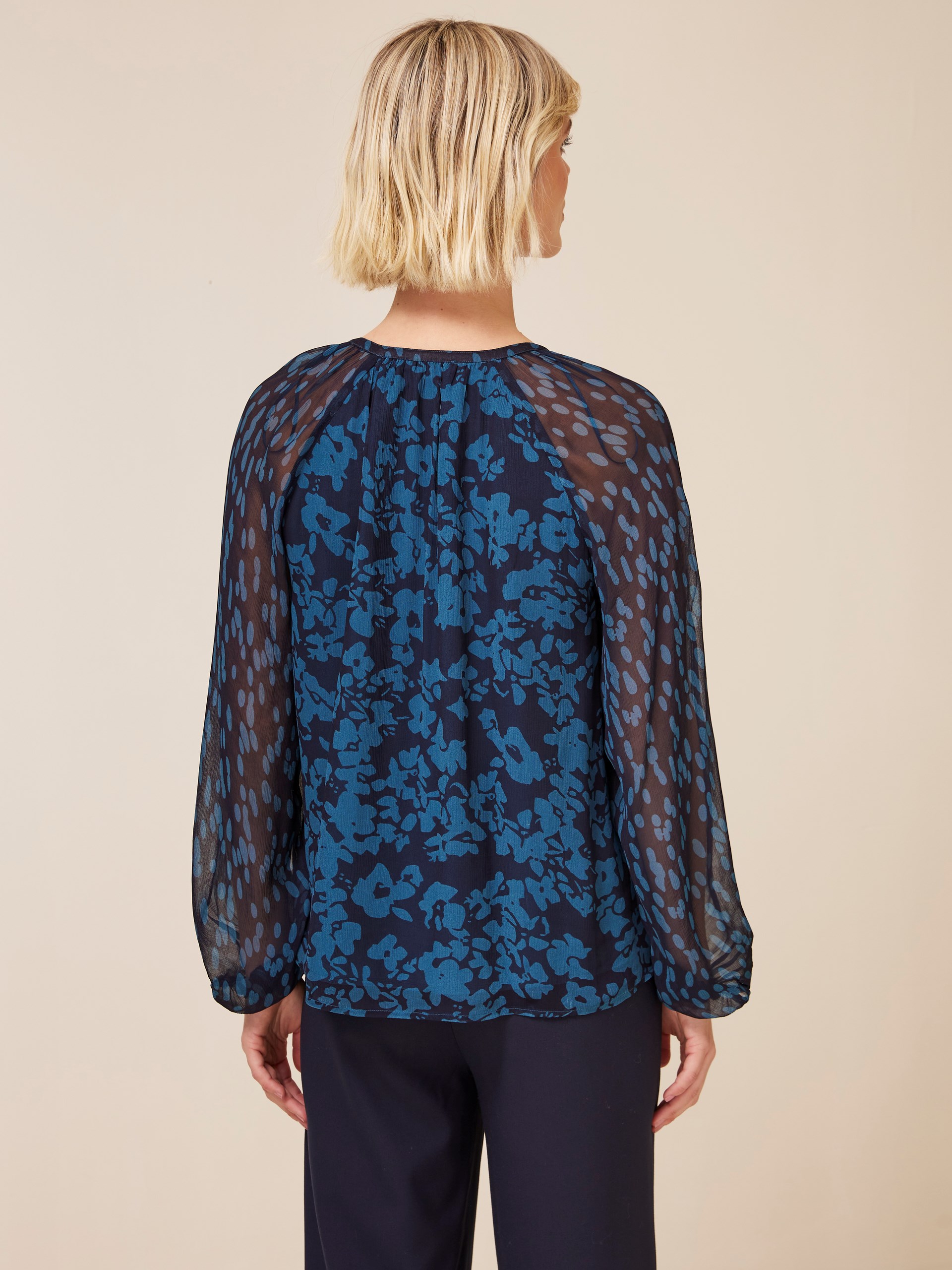 7508460 EIB 7508460_EIB-JEANPAUL-A24-Front_1702_Viona bluse EIB_Viona bluse EIB 7508460.jpg_Front||Front