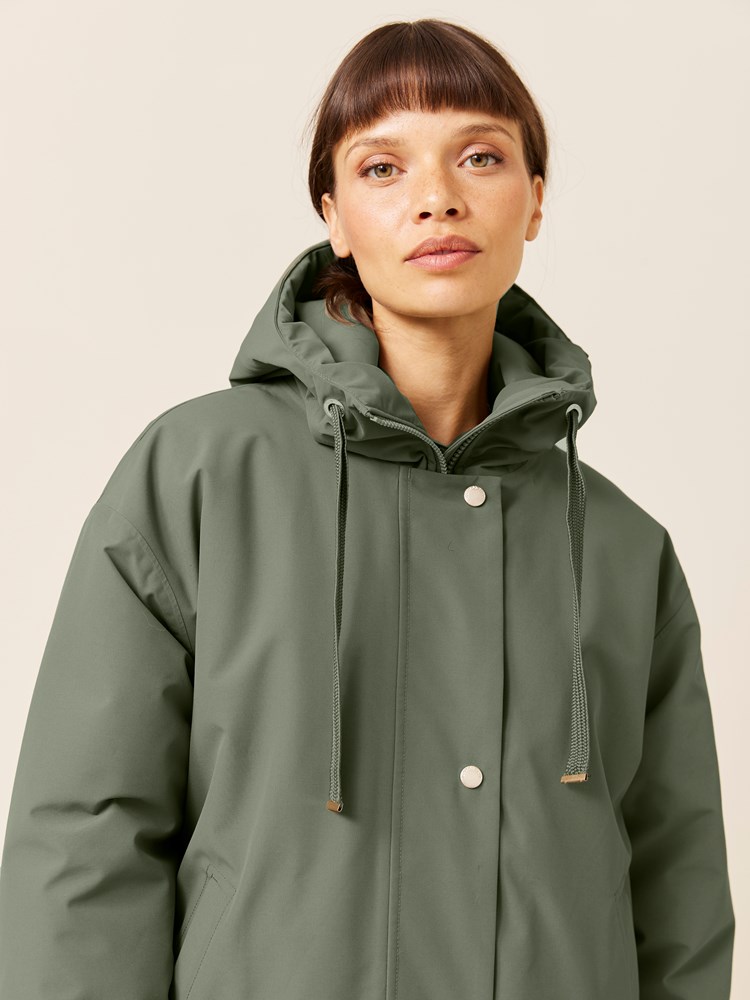 Caia jakke 7508474_GMR-JEANPAUL-A24-Front_4374_Caia jakke GMR 7508474.jpg_