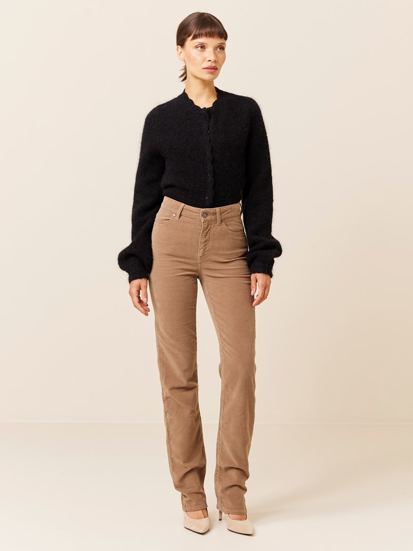 7508507 APR 7508507_Jean Paul_Ine straight Velour_A24 (5)_Ine straight velour pant APR_Ine straight velour pant APR 7508507.jpg_