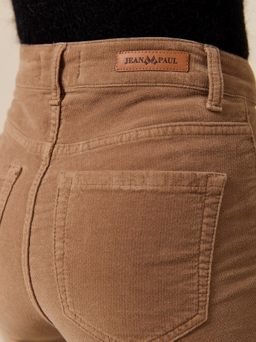 7508507 APR 7508507_Jean Paul_Ine straight Velour_A24 (6)_Ine straight velour pant APR_Ine straight velour pant APR 7508507.jpg_