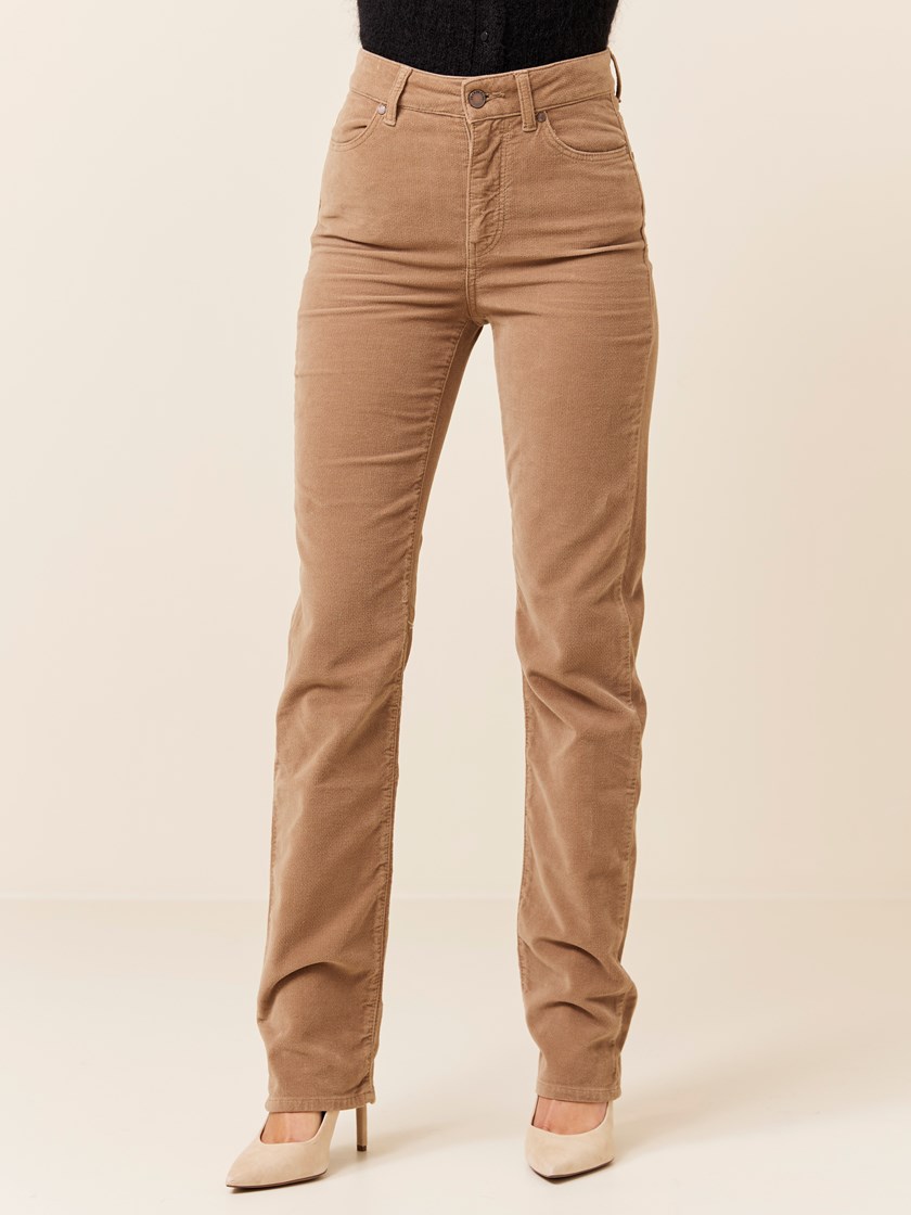 7508507 APR 7508507_Jean Paul_Ine straight Velour_A24 (8)_Ine straight velour pant APR_Ine straight velour pant APR 7508507.jpg_