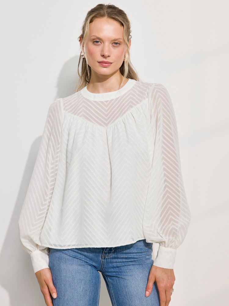 Calliandra bluse 7508547_O79-DONNA-A24-Modell-Front_chn=match_8288_Calliandra bluse O79 7508547.jpg_Front||Front