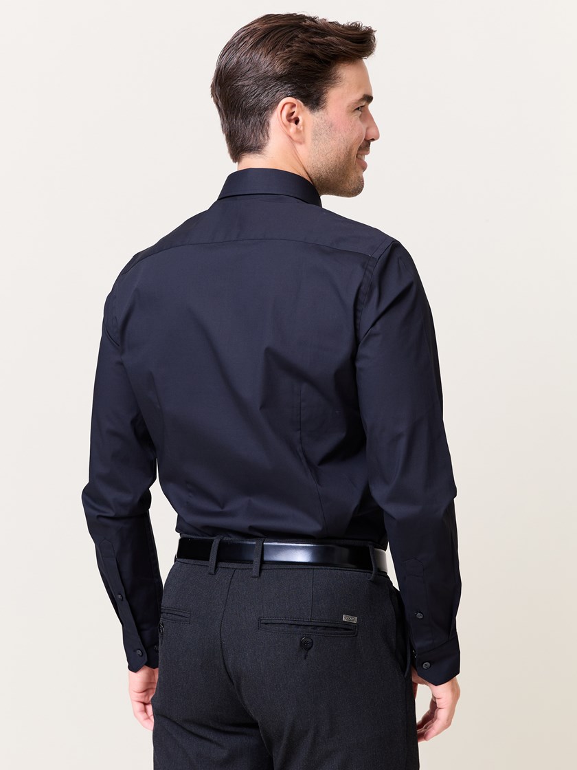 7223784 CAB 7508562_ID2-MARIOCONTI-NOS-Modell-Front_chn=match_5518_Slim stretch skjorte CAB.jpg_