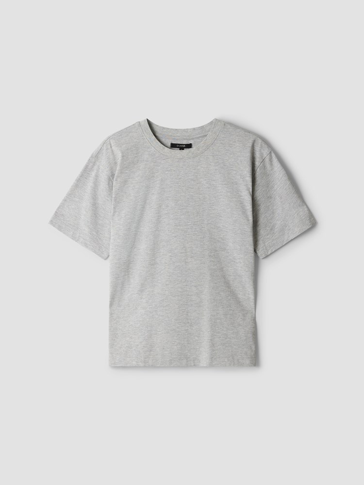 Gabby t-skjorte 7508587_IEY-DONNA-A24-Front_8425_Gabby t-skjorte IEY_Gabby t-skjorte IEY 7508587.jpg_Front||Front
