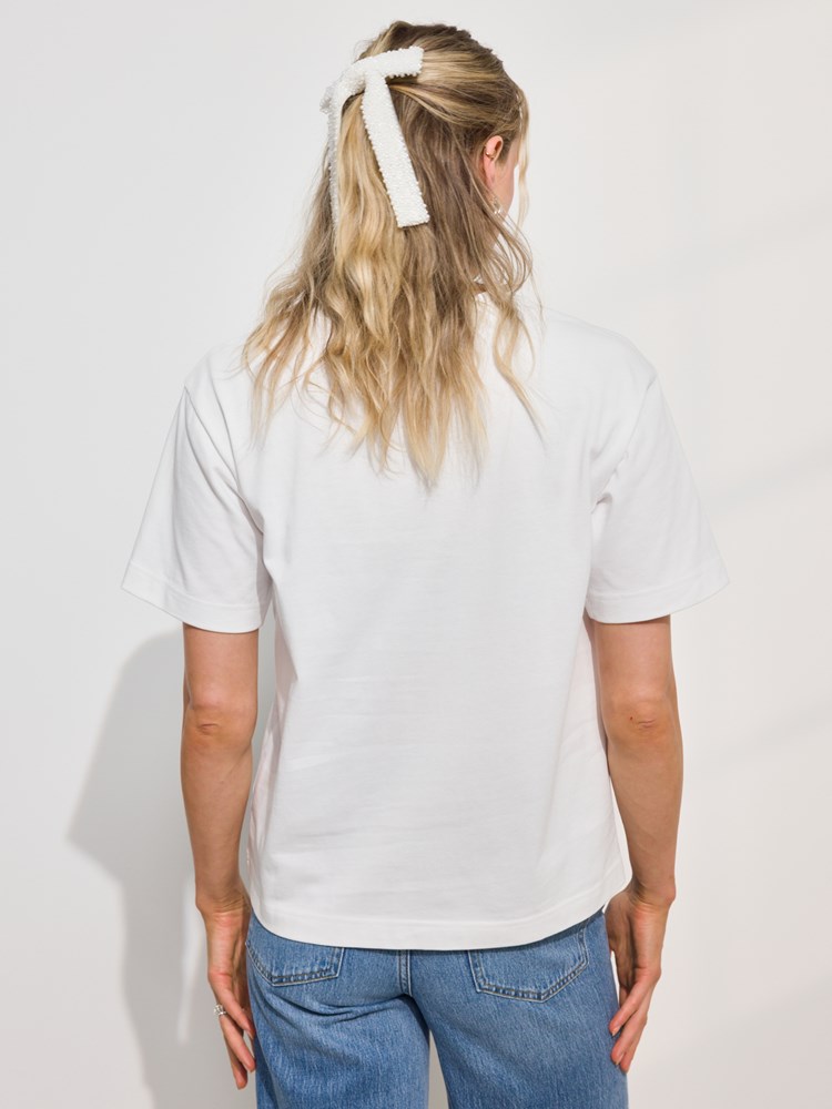 Gabby t-skjorte 7508587_O68-DONNA-A24-Modell-Back_chn=match_4421_Gabby t-skjorte O68_Gabby t-skjorte O68 7508587.jpg_Back||Back