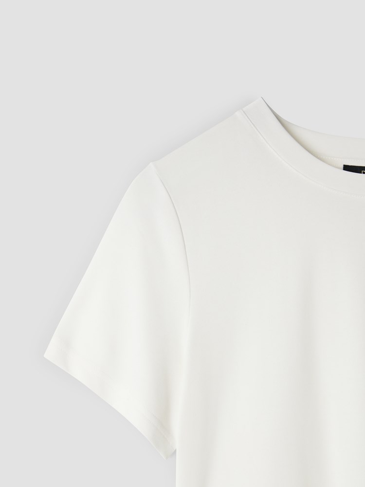 Lisa t-skjorte 7508588_O79-DONNA-A24-Front_8034_Lisa t-skjorte O79_Lisa t-skjorte O79 7508588.jpg_Front||Front