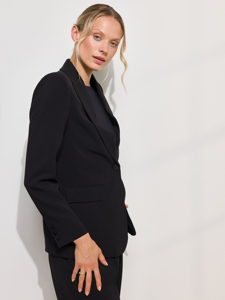 Poliani blazer 7508686_CAB-MARIEPHILIPPE-A24-Modell-Left_chn=match_6781_Poliani blazer CAB_Poliani blazer CAB 7508686.jpg_Left||Left