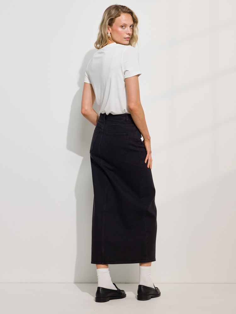 Estelle denimskjørt 7508730_CAB-DONNA-A24-Modell-Back_chn=match_5186_Estelle denimskjørt CAB 7508730.jpg_Back||Back