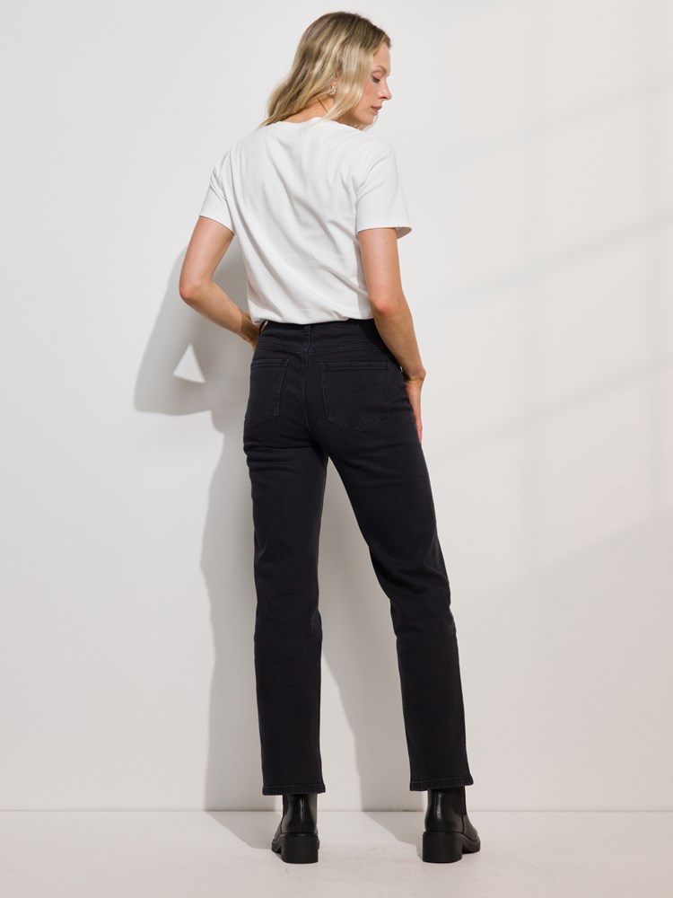 Estelle jeans 7508733_CAB-DONNA-A24-Modell-Back_chn=match_6790_Estelle jeans CAB_Estelle jeans CAB 7508733.jpg_Back||Back