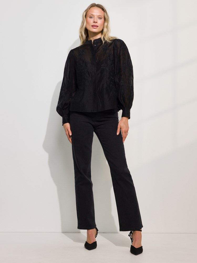 Nia bluse 7508776_CAB-DONNA-A24-Modell-Front_chn=match_4166_Nia bluse CAB_Nia bluse CAB 7508776.jpg_Front||Front