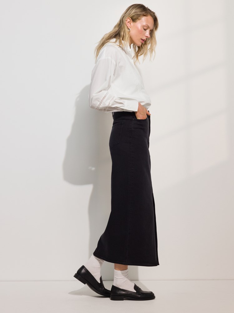 Rosie skjorte 7508785_O68-DONNA-A24-Modell-Front_chn=match_185_Rosie skjorte O68 7508785.jpg_Front