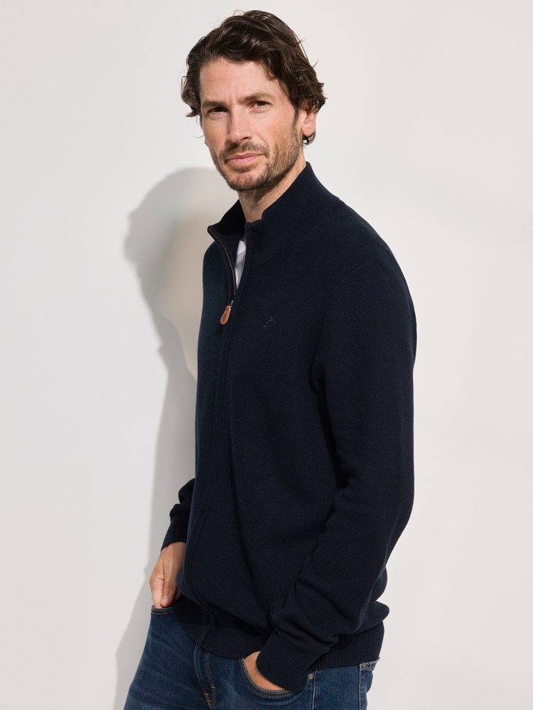 Maddison cardigan 7508982_EGC-REDFORD-A24-Modell-Right_chn=match_6503_Maddison cardigan EGC_Maddison cardigan EGC 7508982.jpg_Right||Right