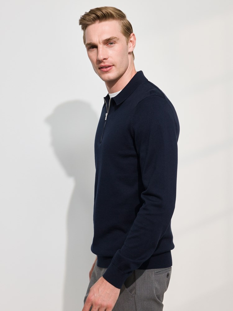Costa zip polo 7509020_C29-MARIOCONTI-A24-Modell-Left_chn=match_6669_Costa zip polo C29_Costa zip polo C29 7509020.jpg_Left||Left