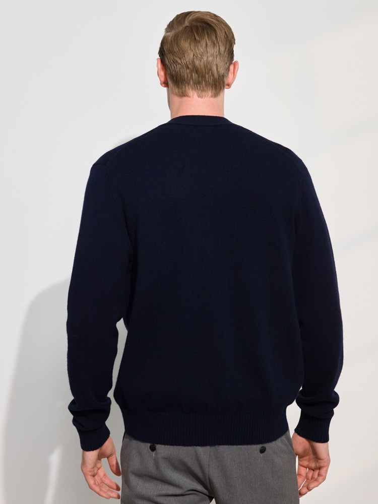 Nicolo cardigan 7509043_C27-MARIOCONTI-A24-Modell-Back_chn=match_9310_Nicolo cardigan C27_Nicolo cardigan C27 7509043.jpg_Back
