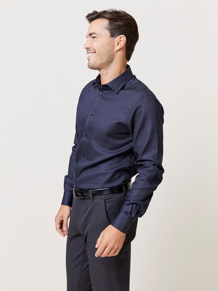 Ricardo skjorte 7509066_CAD-MARIOCONTI-W24-Modell-Front_chn=match_4747_Ricardo skjorte CAD_Ricardo skjorte CAD 7509066.jpg_Front||Front