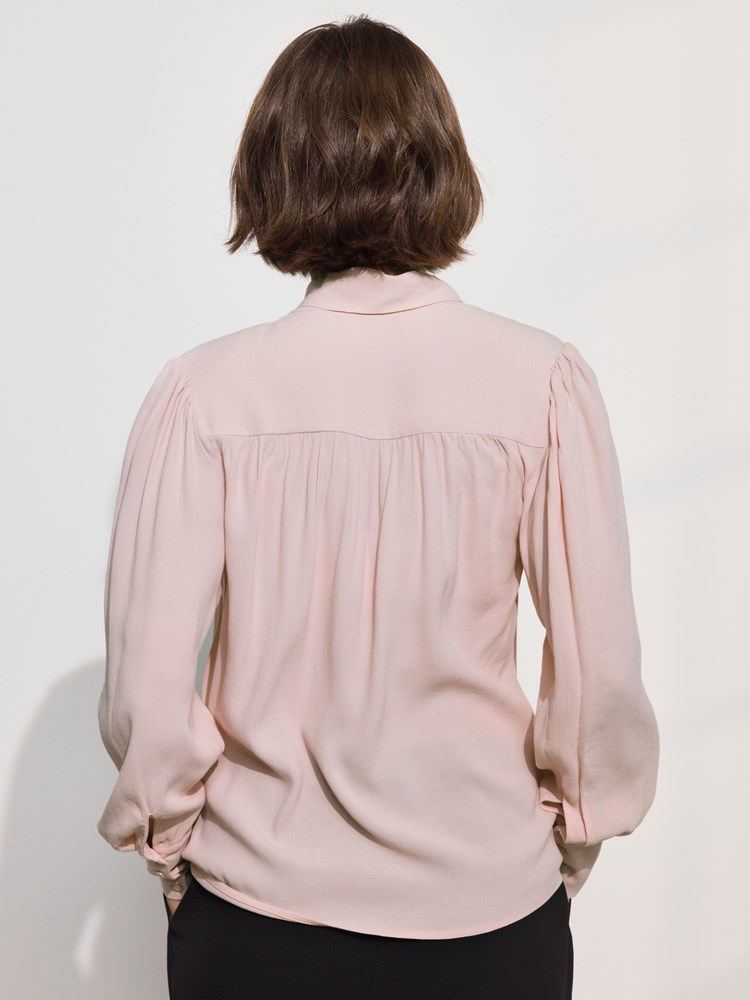 Ina bluse 7509105_MJL-MARIEPHILIPPE-A24-Modell-Back_chn=match_8259_Ina bluse MJL_Ina bluse MJL 7509105.jpg_Back||Back