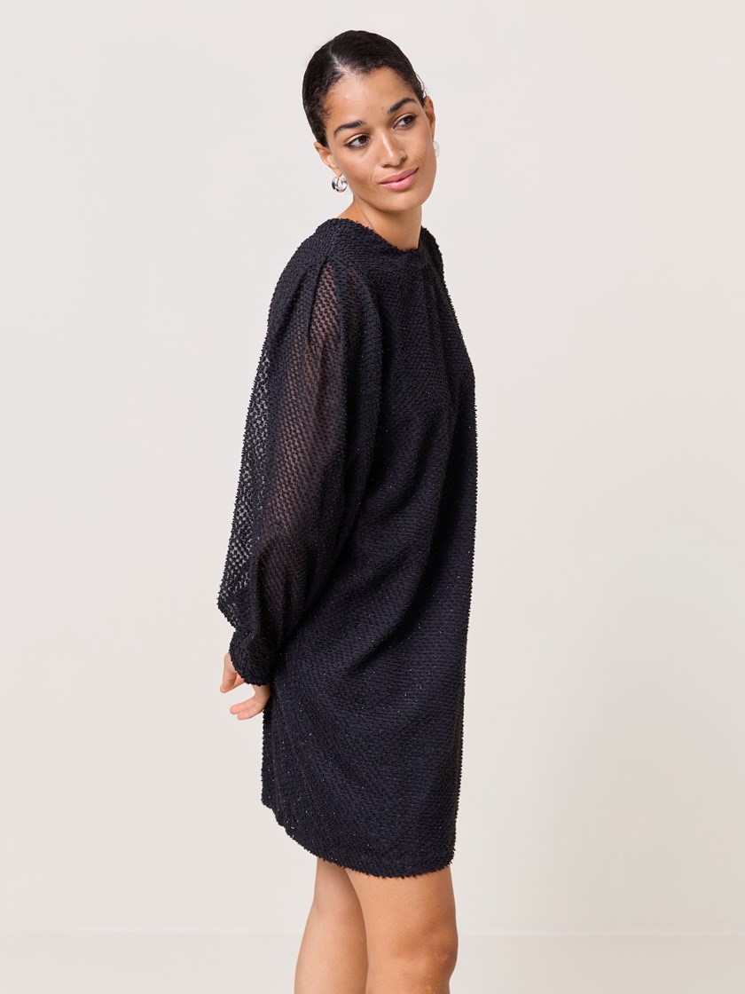 7509157 CAB 7509157_CAB-DONNA-W24-Modell-Front_chn=match_9944_Brooke kjole CAB.jpg_
