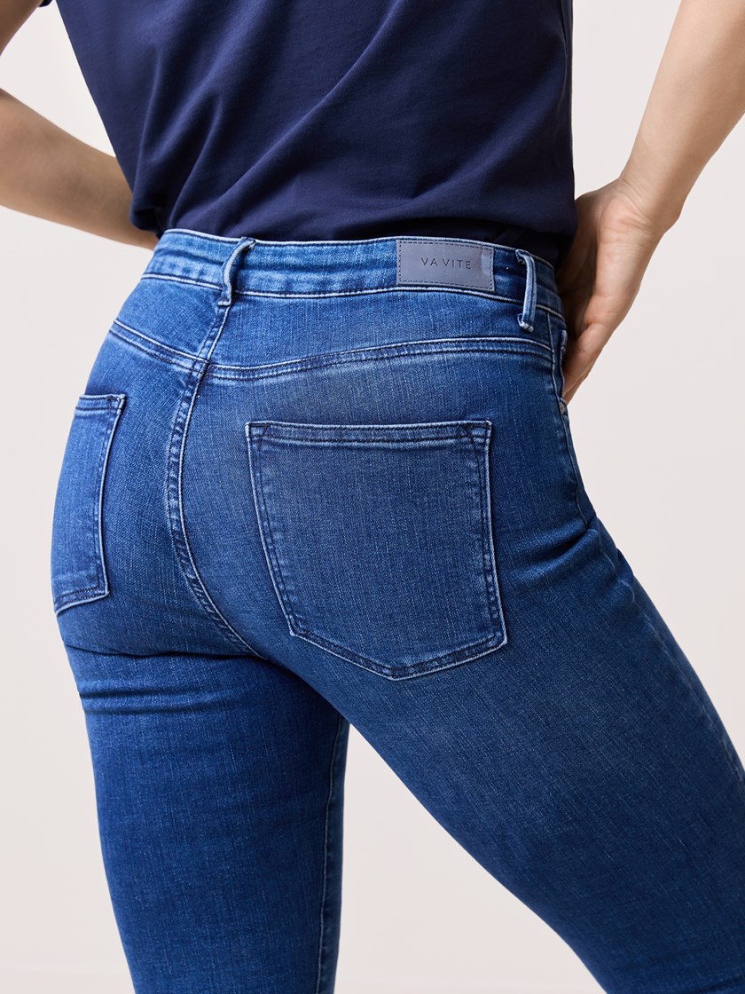 7509184 DAB 7509184_DAB-VAVITE-NOS-Modell-Back_chn=match_27_Sophia jeans DAB.jpg_Back
