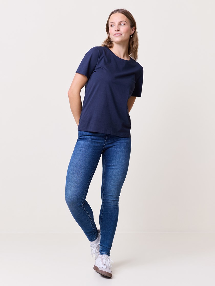 7509184 DAB 7509184_DAB-VAVITE-NOS-Modell-Front_chn=match_3573_Sophia jeans DAB.jpg_Front