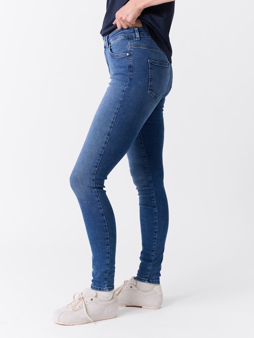 7509184 DAB 7509184_DAB-VAVITE-NOS-Modell-Front_chn=match_7811_Sophia jeans DAB.jpg_Front||Front