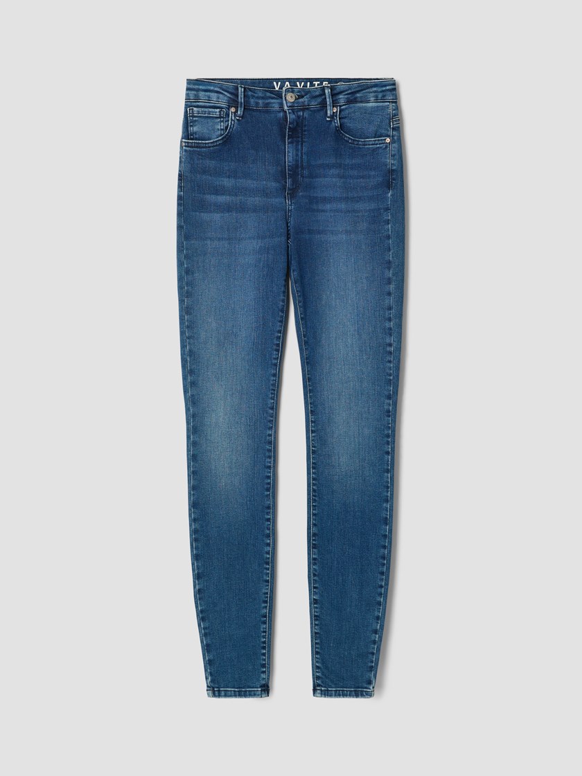 7509184 DAB 7509184_DAB-VAVITE-NOS-Packshot-APRIL-2026_Sophia jeans DAB.jpg_