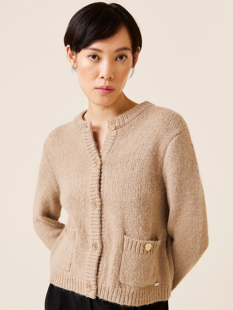 Coco cardigan 7509187_AEI_Jean Paul_CoCo Cardigan_W24 (6)_Coco cardigan AEI_Coco cardigan AEI 7509187.jpg_