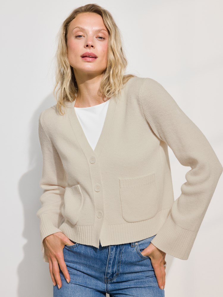 Francine cardigan 7509190_O79-DONNA-A24-Modell-Front_chn=match_5336_Francine cardigan O79_Francine cardigan O79 7509190.jpg_Front