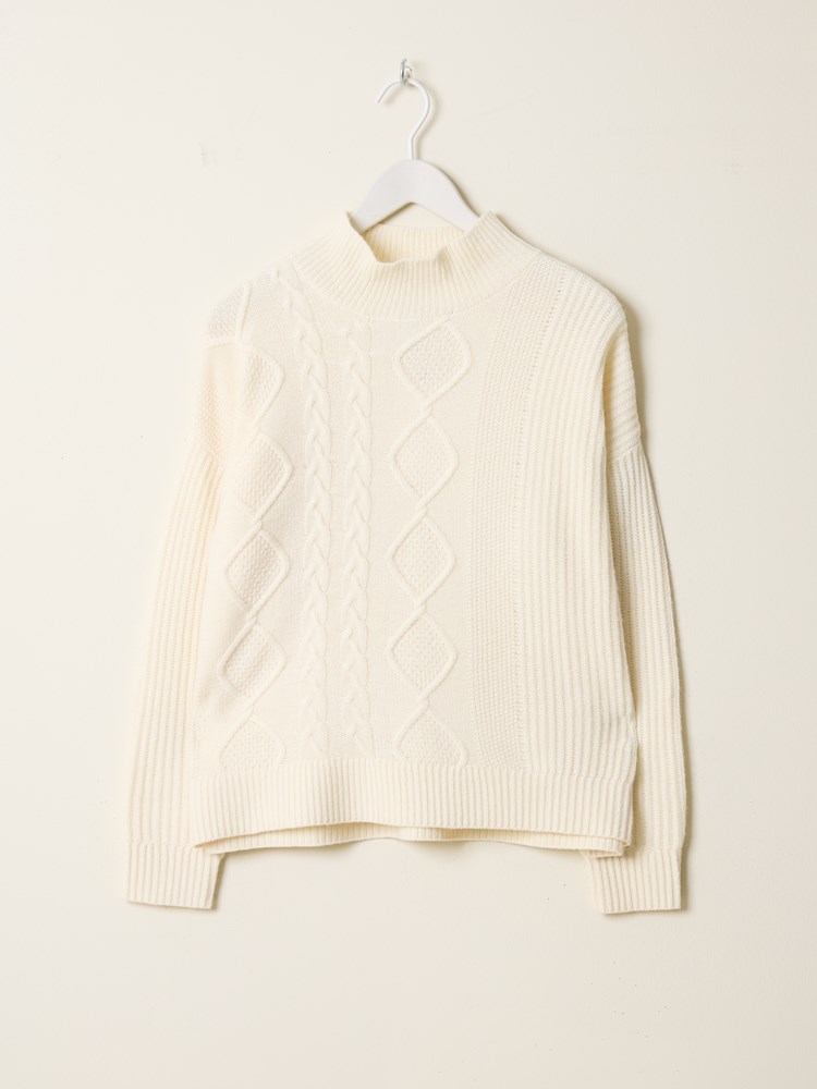 Bettina genser 7509191_O79-JEANPAUL-W24-Front_9812_Bettina genser O79 7509191.jpg_Front||Front