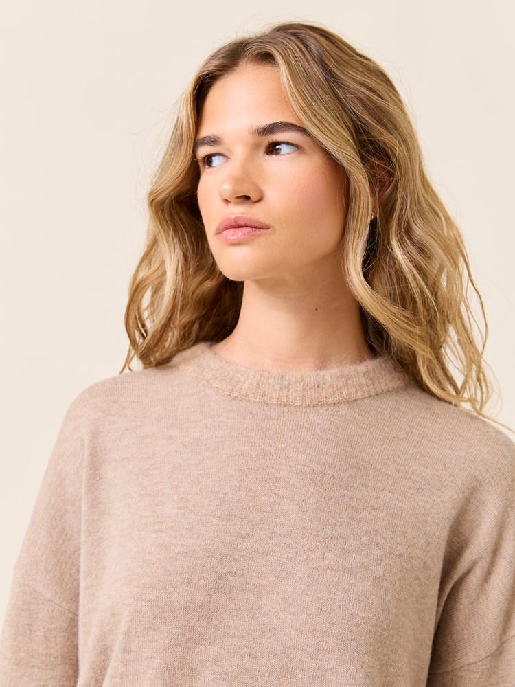 Camille kjole 7509192_AEI-JEANPAUL-W24-Modell-Front_7157_Camille kjole AEI_Camille kjole AEI 7509192.jpg_Front||Front