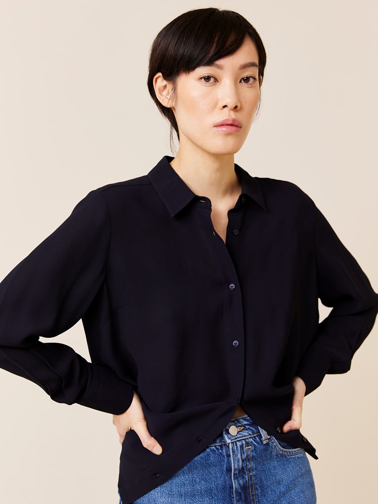 Salima bluse 7509194_EM6-JEANPAUL-W24-Front_9128_Salima bluse EM6_Salima bluse EM6 7509194.jpg_Front||Front