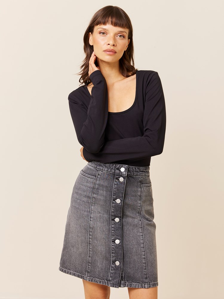 Mathilde topp 7509240_C25-JEANPAUL-W24-Front_2171 (1)_Mathilde topp C25_Mathilde topp C25 7509240.jpg_