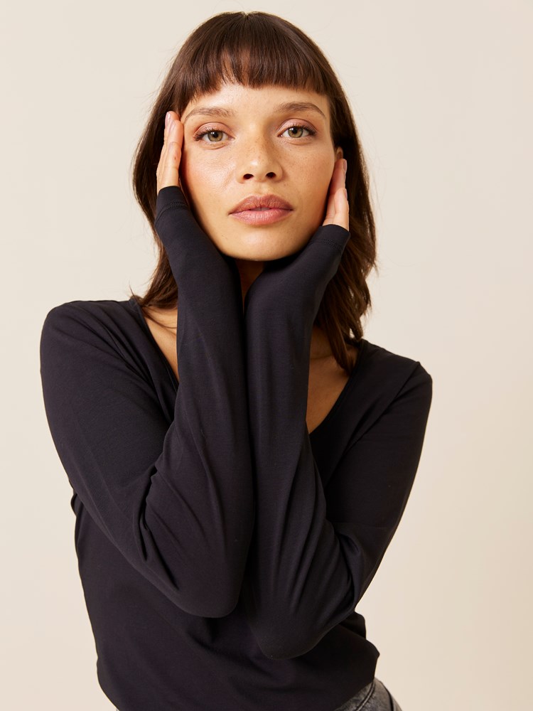 Mathilde topp 7509240_C25-JEANPAUL-W24-Front_2171 (2)_Mathilde topp C25_Mathilde topp C25 7509240.jpg_