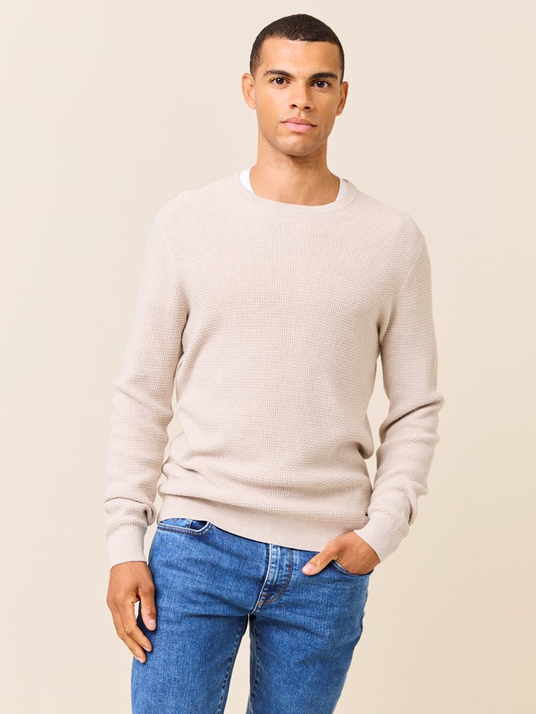 Tom genser 7509276_EM6-JEANPAUL-W24-Modell-Front_2777_Tom genser I3D_Tom genser I3D 7508782.jpg_