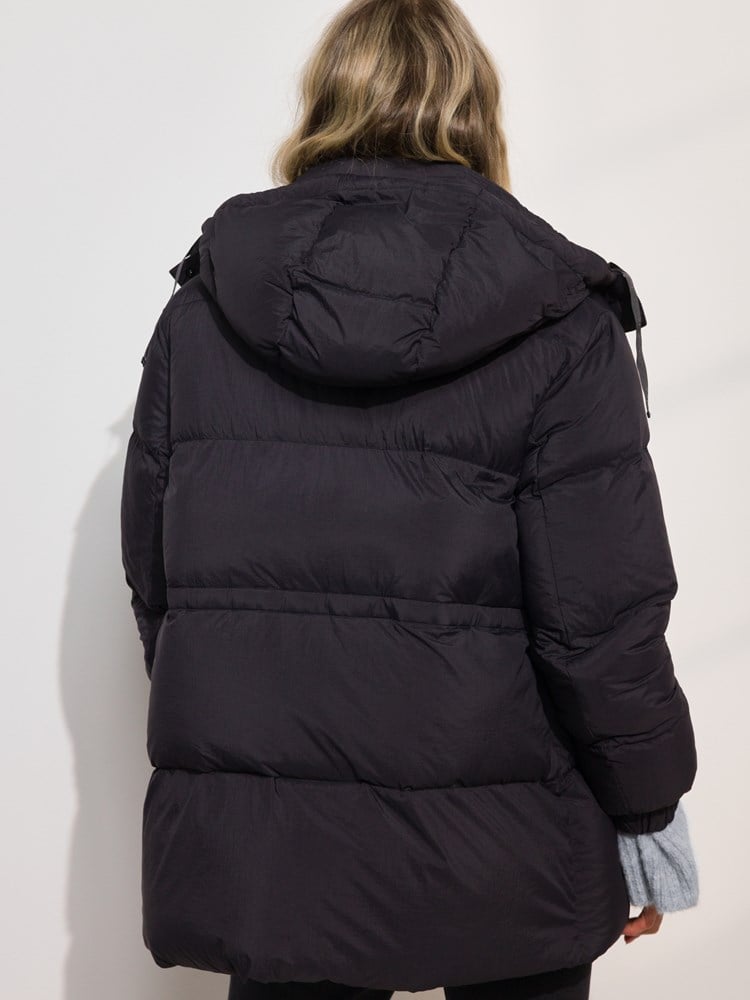 Bianca dunjakke 7509294_CAB-DONNA-A24-Modell-Back_chn=match_8641_Bianca dunjakke CAB_Bianca dunjakke CAB 7509294.jpg_Back||Back