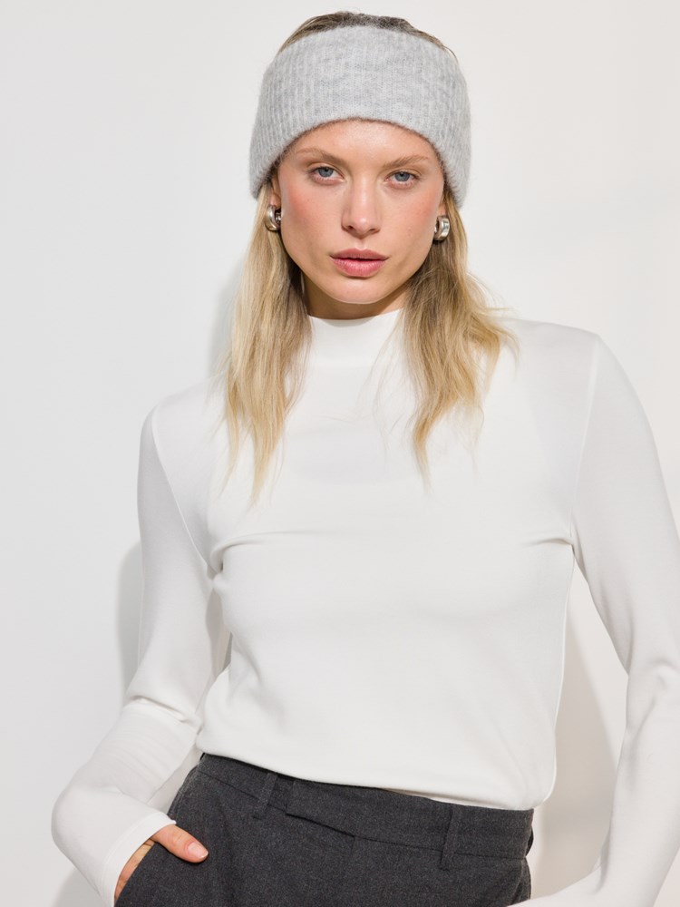Carmela  pannebånd 7509310_IEY-DONNA-A24-Modell-Front_chn=match_2096_Carmela  pannebånd IEY_Carmela  pannebånd IEY 7509310.jpg_Front||Front