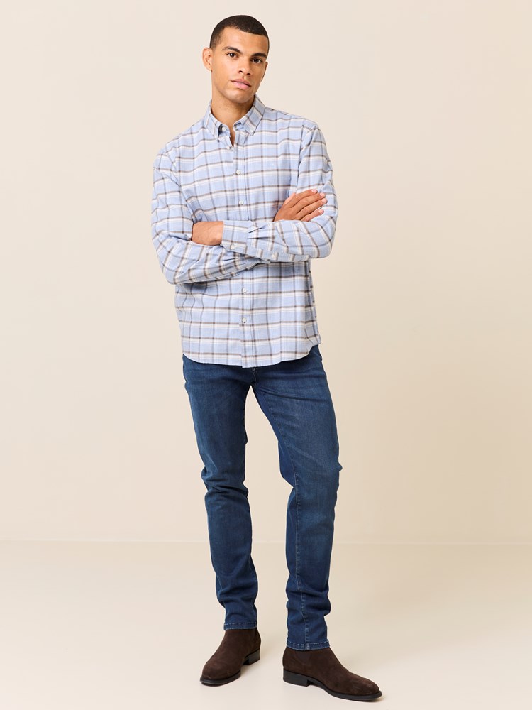 Lloyd skjorte - Regular fit 7509400_EAV-JEANPAUL-W24-Modell-Front_532_Lloyd skjorte - Regular fit EAV_Lloyd skjorte - Regular fit EAV 7509400.jpg_Front||Front
