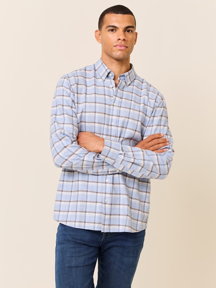 7509400 EAV 7509400_EAV-JEANPAUL-W24-Modell-Front_6632_Lloyd skjorte - Regular fit EAV.jpg_Front||Front