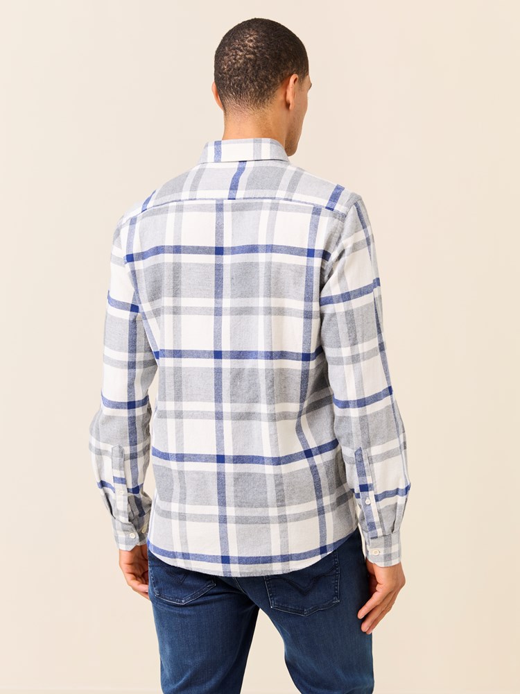 Avenell skjorte - Regular fit 7509424_I6W-JEANPAUL-W24-Modell-Front_3317_Avenell skjorte - Regular fit I6W_Avenell skjorte - Regular fit I6W 7509424.jpg_Front||Front